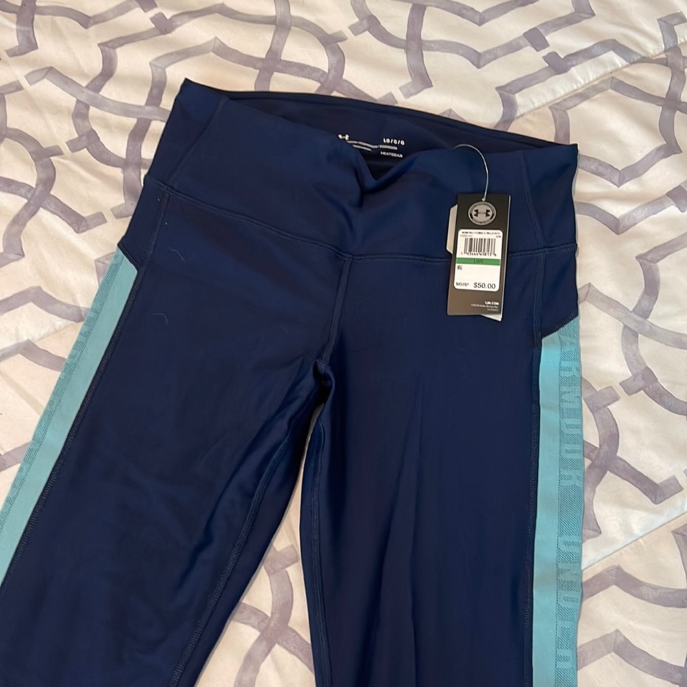 Women’s Under Armour Heat Gear Leggings sz Large